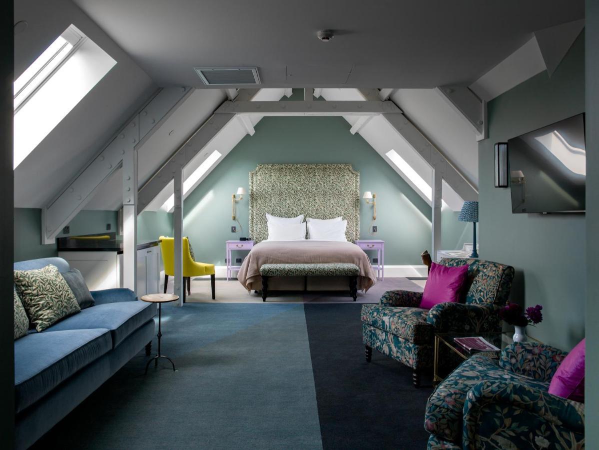 The Observatory Hotel Крайстчерч Екстер'єр фото The suite at The Old Bank