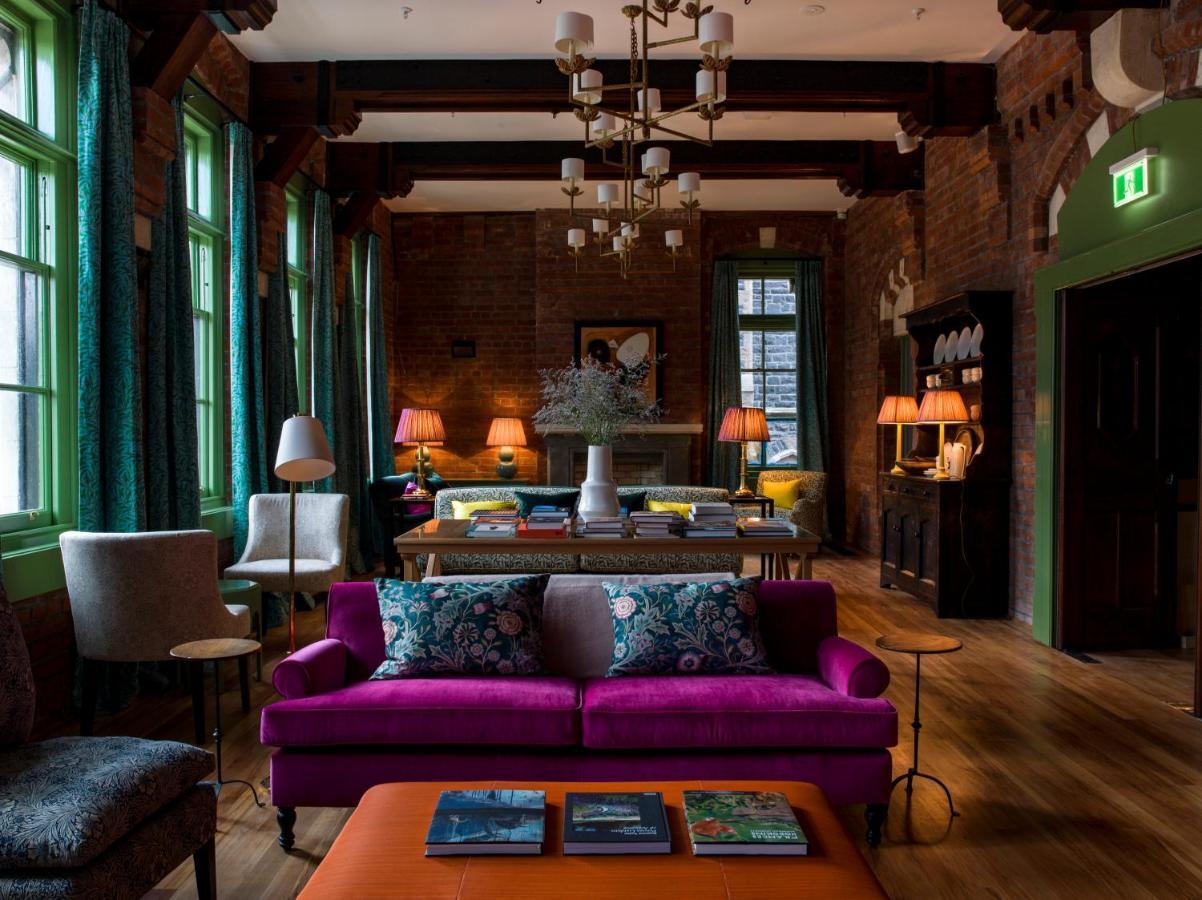 The Observatory Hotel Крайстчерч Екстер'єр фото The Library at The Dean