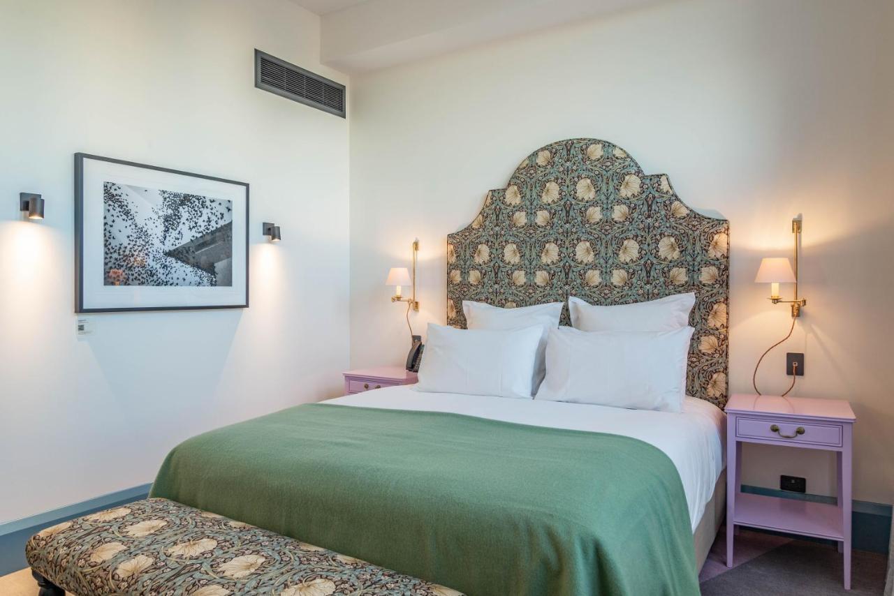 The Observatory Hotel Крайстчерч Екстер'єр фото A room at the hotel